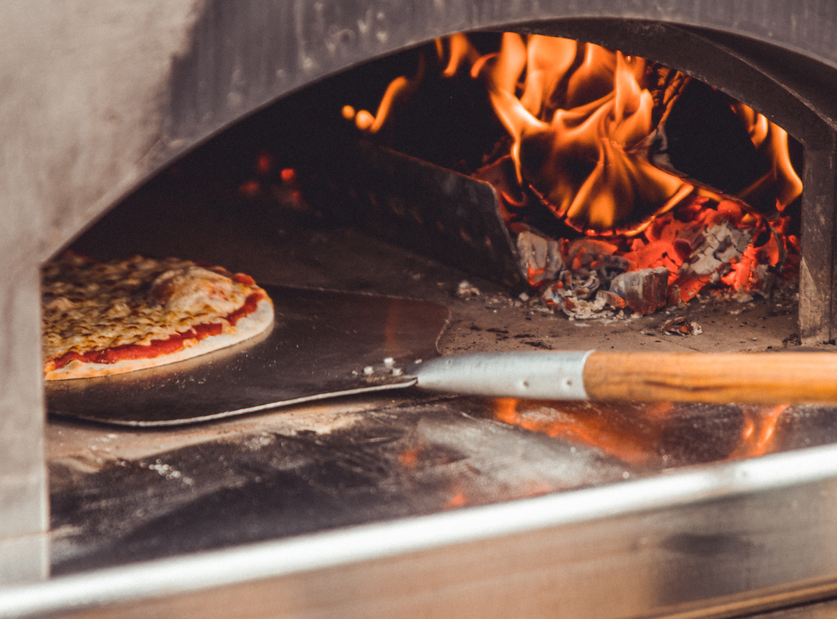 Draft beer, Wine, hot food and coffee at the embers shop